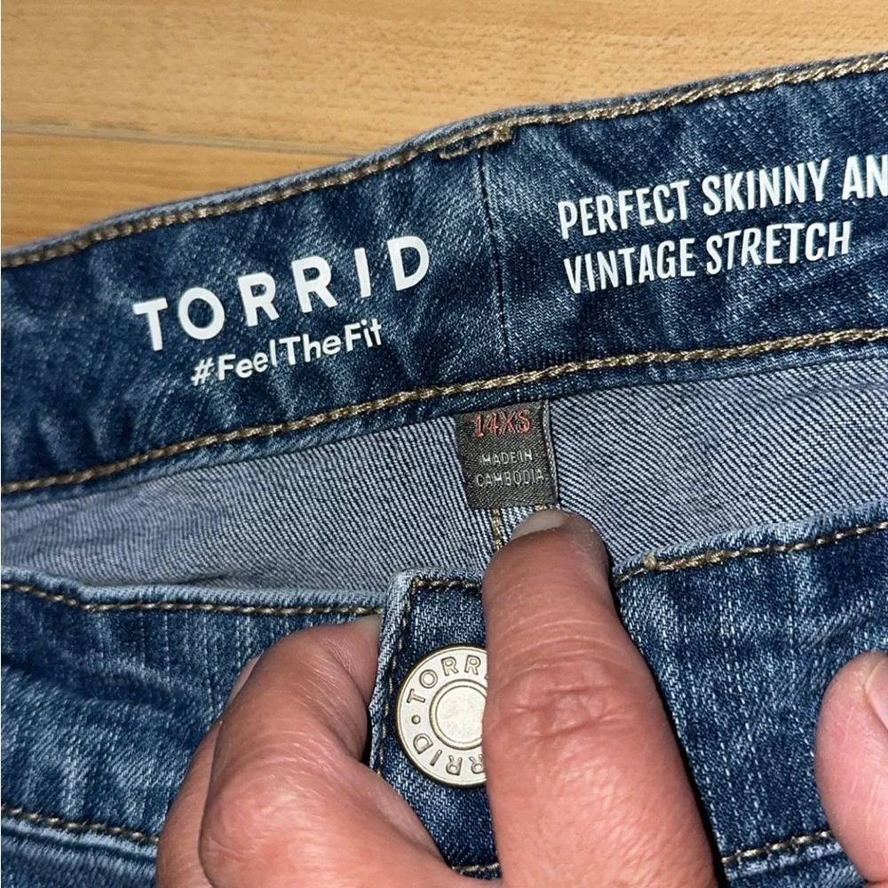 Torrid 14 X-Short Perfect Skinny Ankle Vintage Stretch Mid-
Rise Jean EUC - Picture 6 of 9